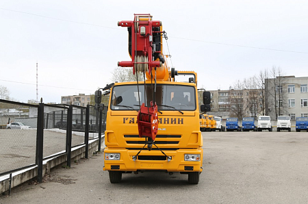 Продажа автокрана Галичанин КС-55729-1В-3 грузоподъемностью 32 тонны в г. Березники